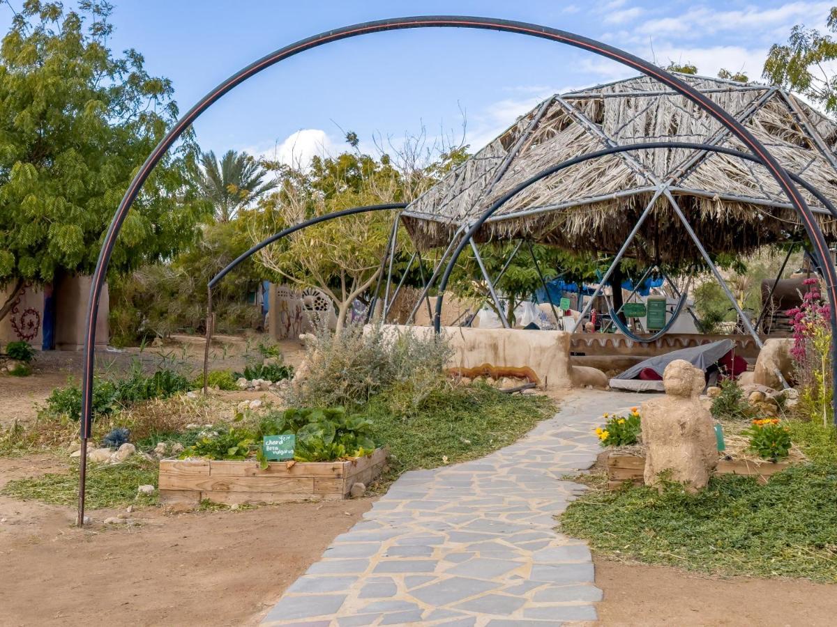 Lotan Desert Travel Hotel Nahal Ya'alon Exteriör bild