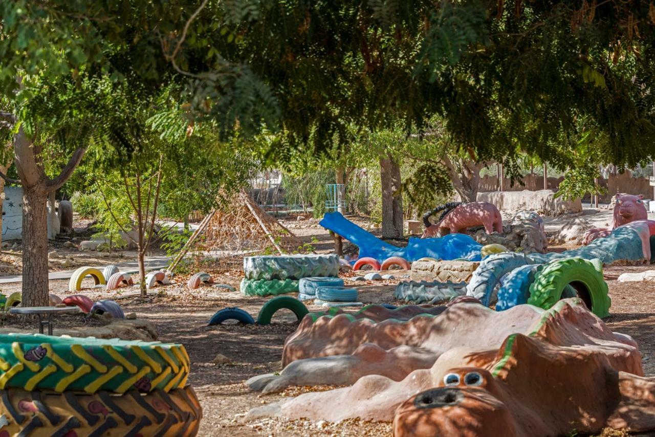 Lotan Desert Travel Hotel Nahal Ya'alon Exteriör bild