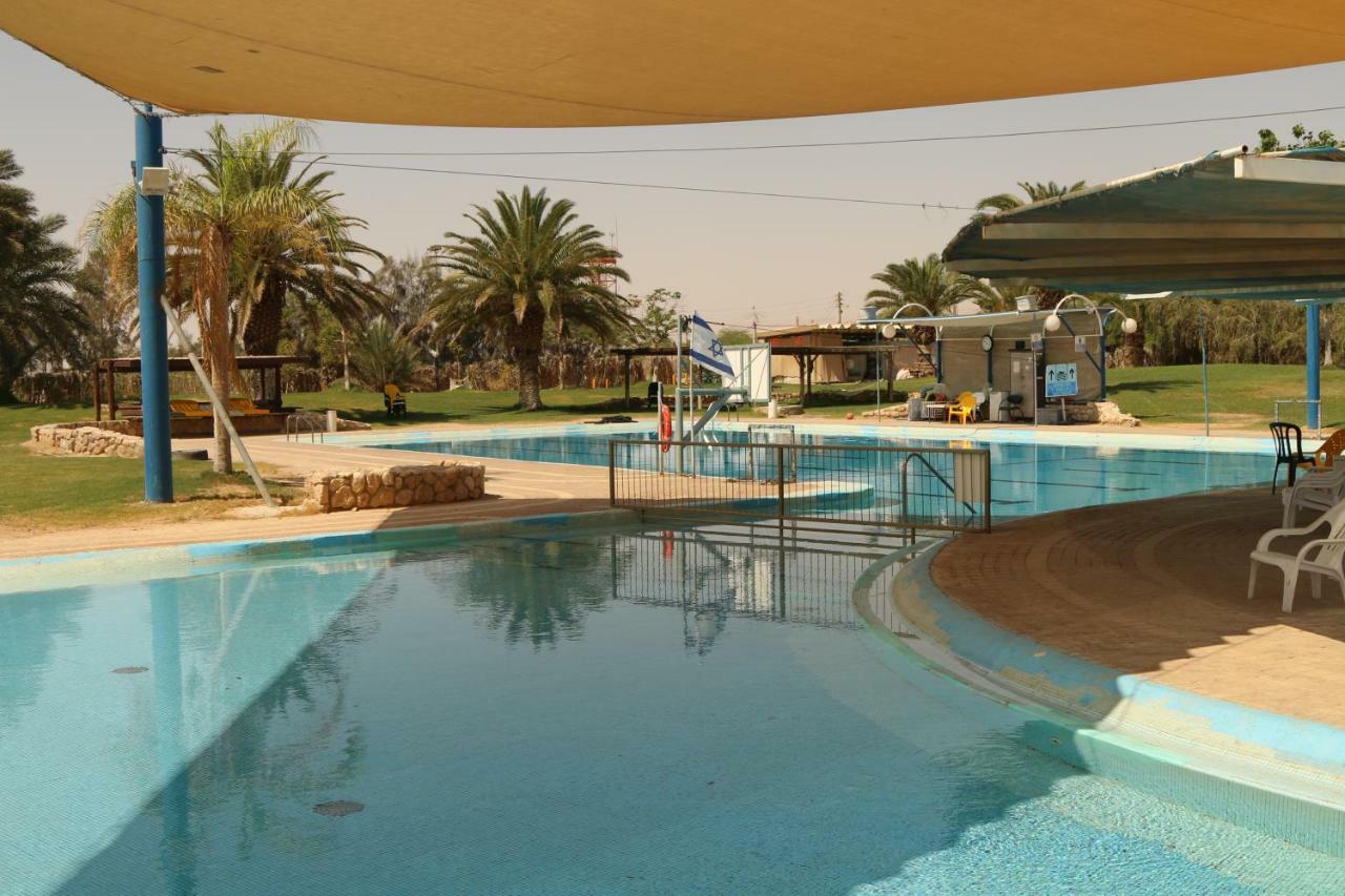Lotan Desert Travel Hotel Nahal Ya'alon Exteriör bild