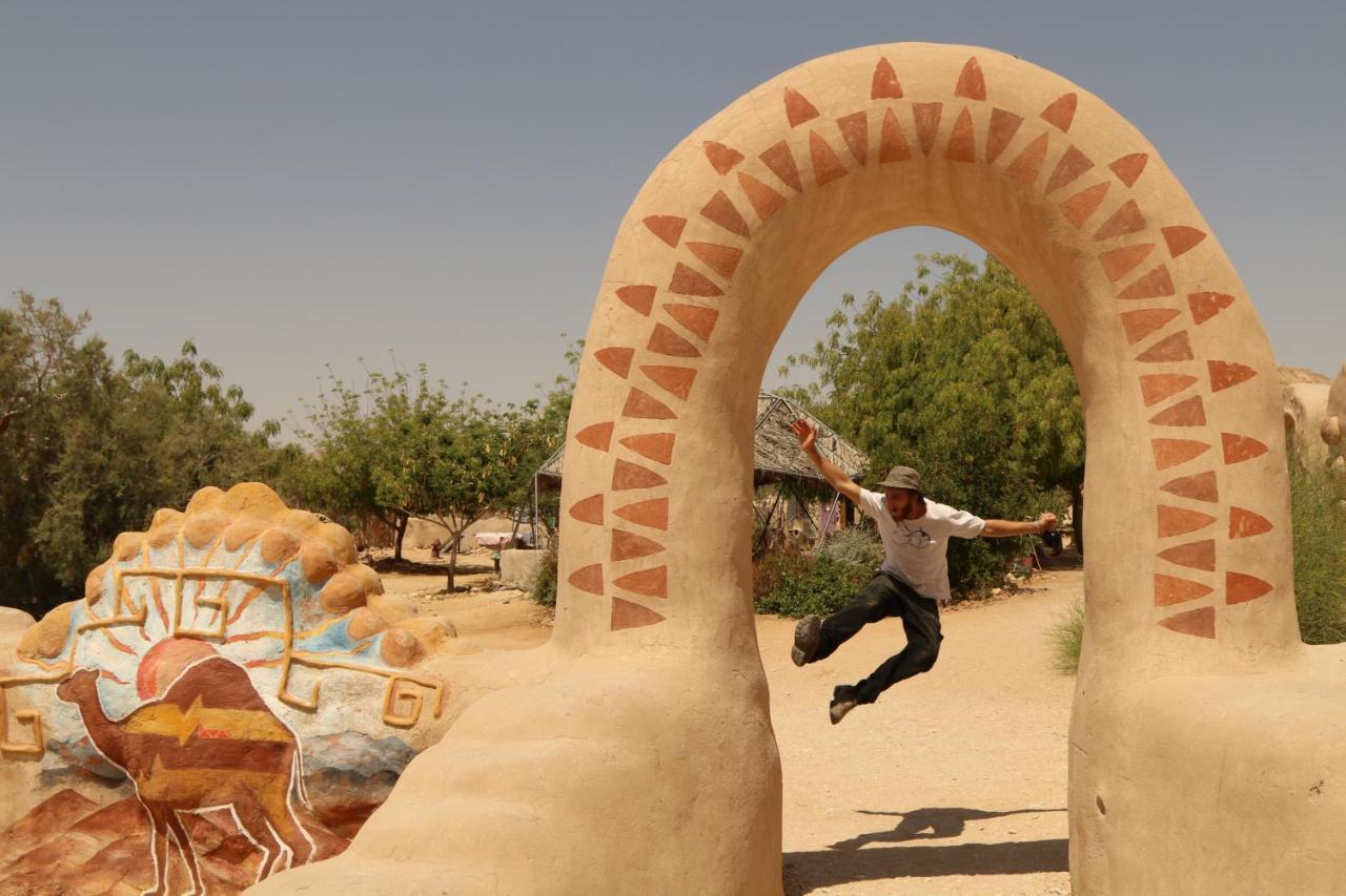 Lotan Desert Travel Hotel Nahal Ya'alon Exteriör bild
